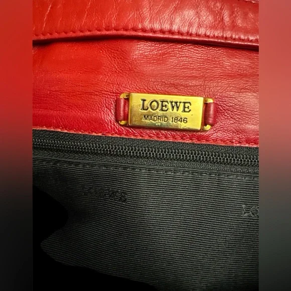 AUTHENTIC LOEWE RED SOFT LEATHER CROSSBODY BAG